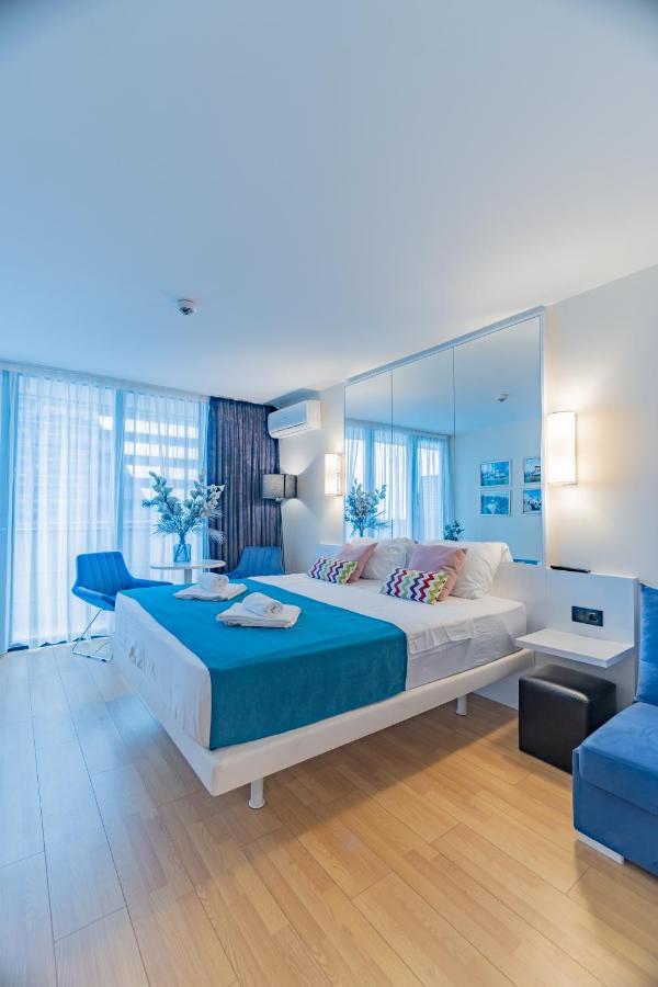 Smart Aparthotel Orbi City Batumi Exterior foto