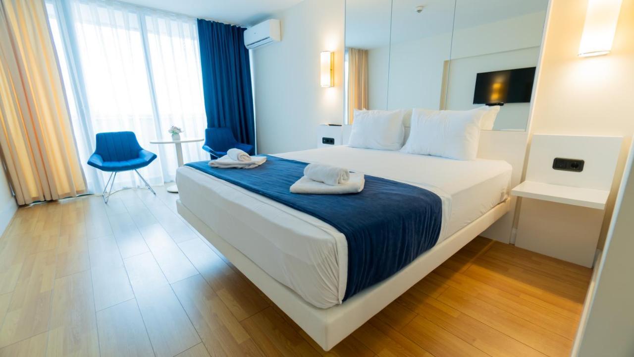 Smart Aparthotel Orbi City Batumi Exterior foto